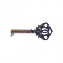 LLAVE LATONADO  E  CUERO 40...